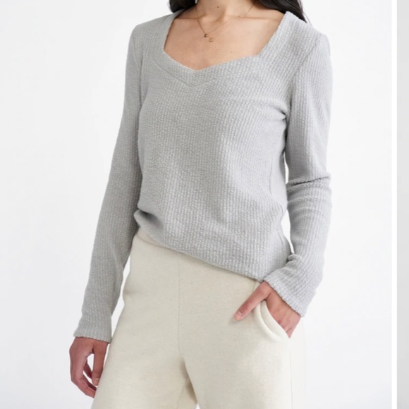 Amour Vert Sweaters - Amour Ver Pia Cloud Rib Top XS Dove Grey